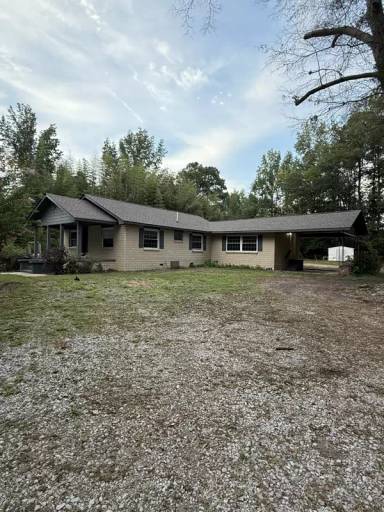 Main picture of 8257 County Line Rd