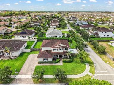 Main picture of 12780 SW 224th St