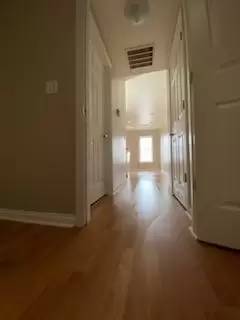 Main picture of 140 Middle Ave