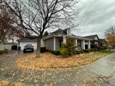 Main picture of 2107 N Trail Creek Ln