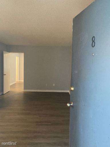 Main picture of 1110 Caliente Dr