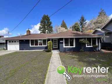 Main picture of 3591 SE Orlando St