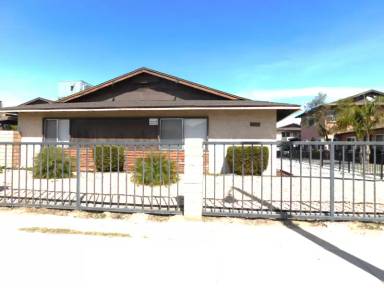 Main picture of 1230 Valencia Ave