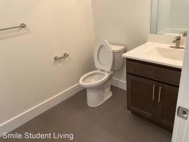 Main picture of 48 E John St