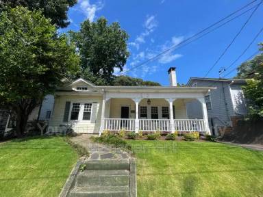Main picture of 903 Ponce de Leon Pl NE