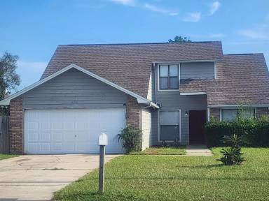 Main picture of 606 Krystal Ln