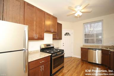 Main picture of 1601-15 W Berteau Ave Apartments