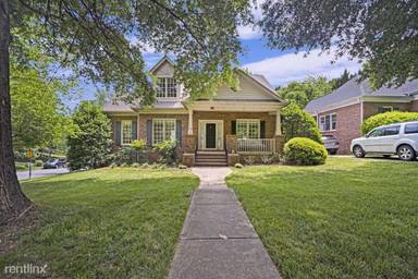 Main picture of 112 McConnell Dr