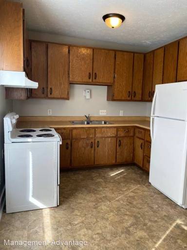 Main picture of 1817 Kossuth St