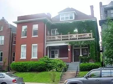 Main picture of 4908 Washington Blvd