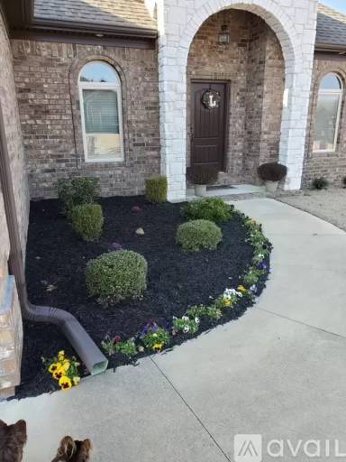 Main picture of 8901 Meadow Gardens Cir