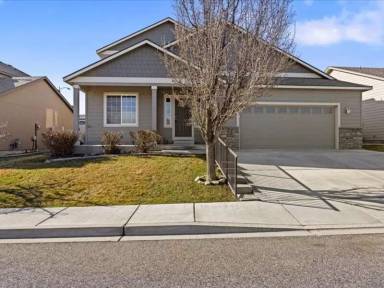 Main picture of 416 Lakerose Loop