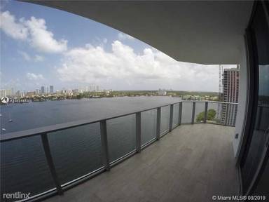 Main picture of Marina Palms Residence