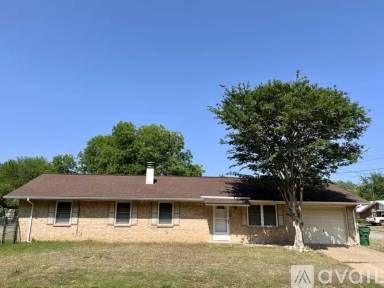 Main picture of 365 Cheyenne Dr