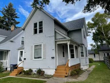 Main picture of 1445 S 9th St