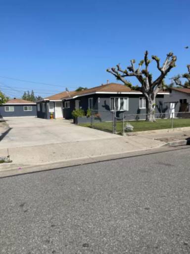 Main picture of 920 Arnold Dr