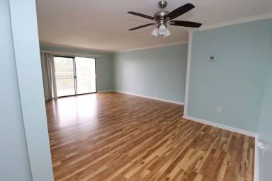 Main picture of Middleborough Condominium