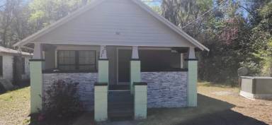 Main picture of 301 E Bay St