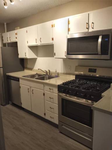 Main picture of 5109 Wyandotte St