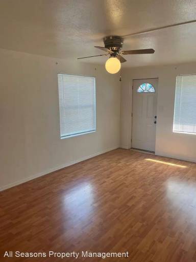 Main picture of 2120 Holabird Ave