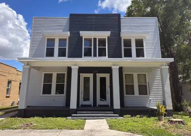 Main picture of 2308 E 10th Ave