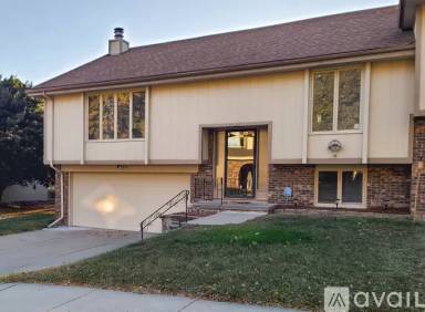 Main picture of 2143 N 121st St