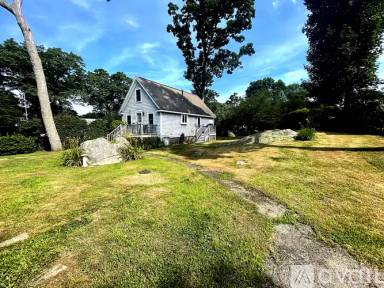 Main picture of 10 Gilford Rd