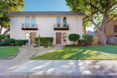 Main picture of 2434 S Graham Dr