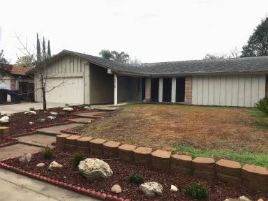 Main picture of 2310 S Redwood Dr