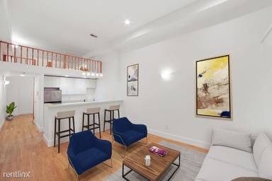 Main picture of 207 East 37th St