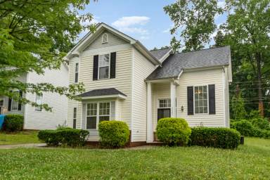 Main picture of 3731 Bullard St