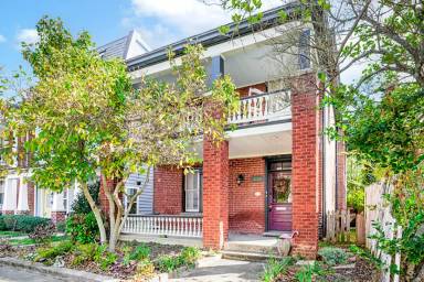 Main picture of 1320 Porter St