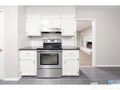 Main picture of 1020 Christopher Dr