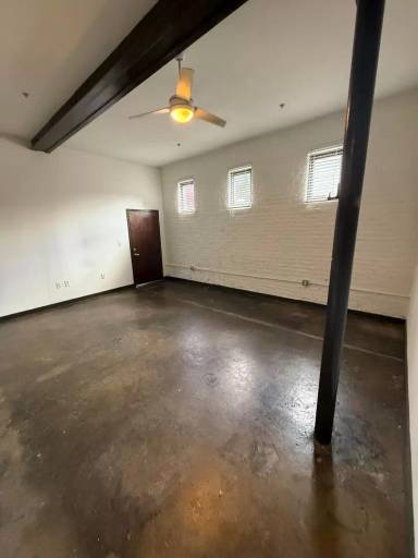 Main picture of 410 Hancock St