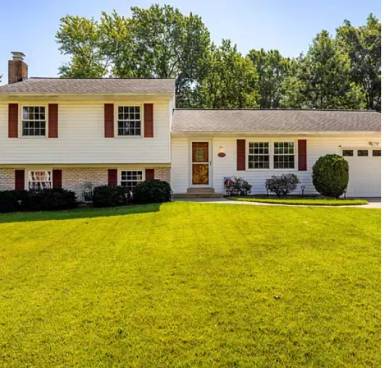 Main picture of 7709 Grovenor Ct