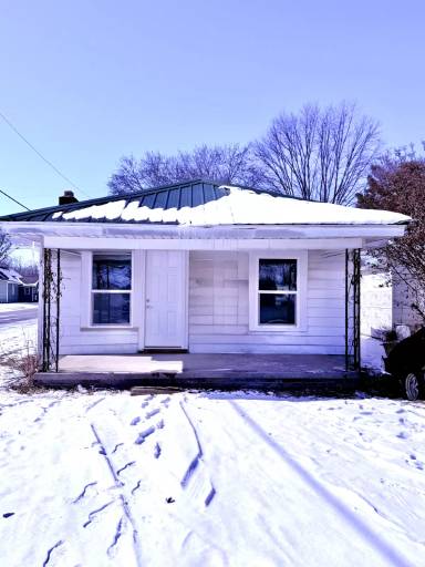 Main picture of 1141 S Calumet St