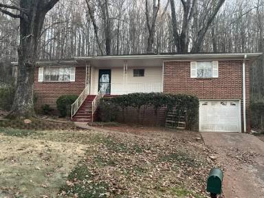 Main picture of 617 Lisa Ln