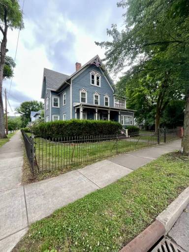 Main picture of 32 North St