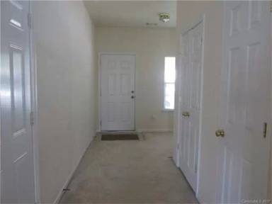 Main picture of 11016 Dixie Hills Dr