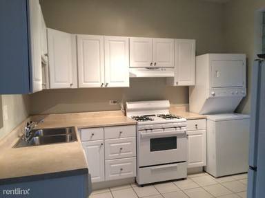 Main picture of 2056 W Division St