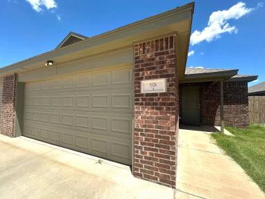 Main picture of 5524 122nd St