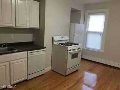 Main picture of 35 Lamson St