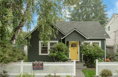 Main picture of 8730 2nd Ave NW