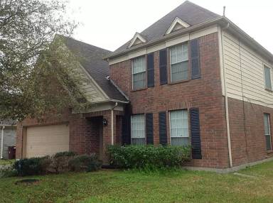 Main picture of 19003 Dee Woods Dr