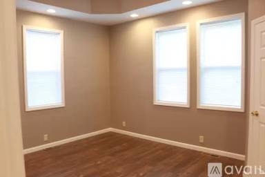 Main picture of 704 N Plum St