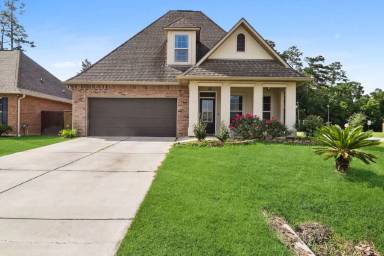 Main picture of 2213 Darlene Dr