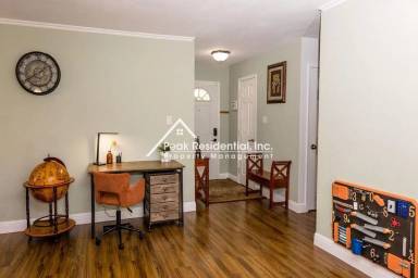 Main picture of 5639 Beech Ave