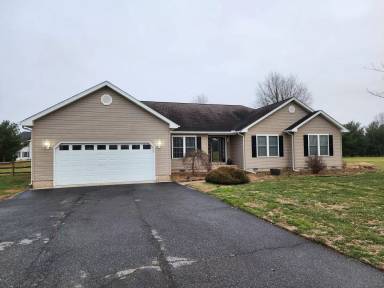Main picture of 1656 Nault Rd