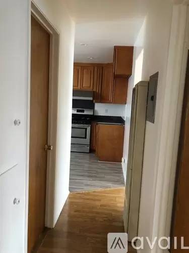 Main picture of 1126 Park Ave