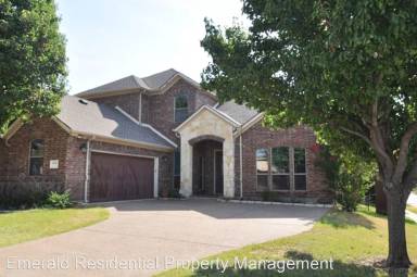 Main picture of 6001 Volterra Ct